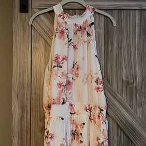 White House Black Market Size 12 Floral Dress